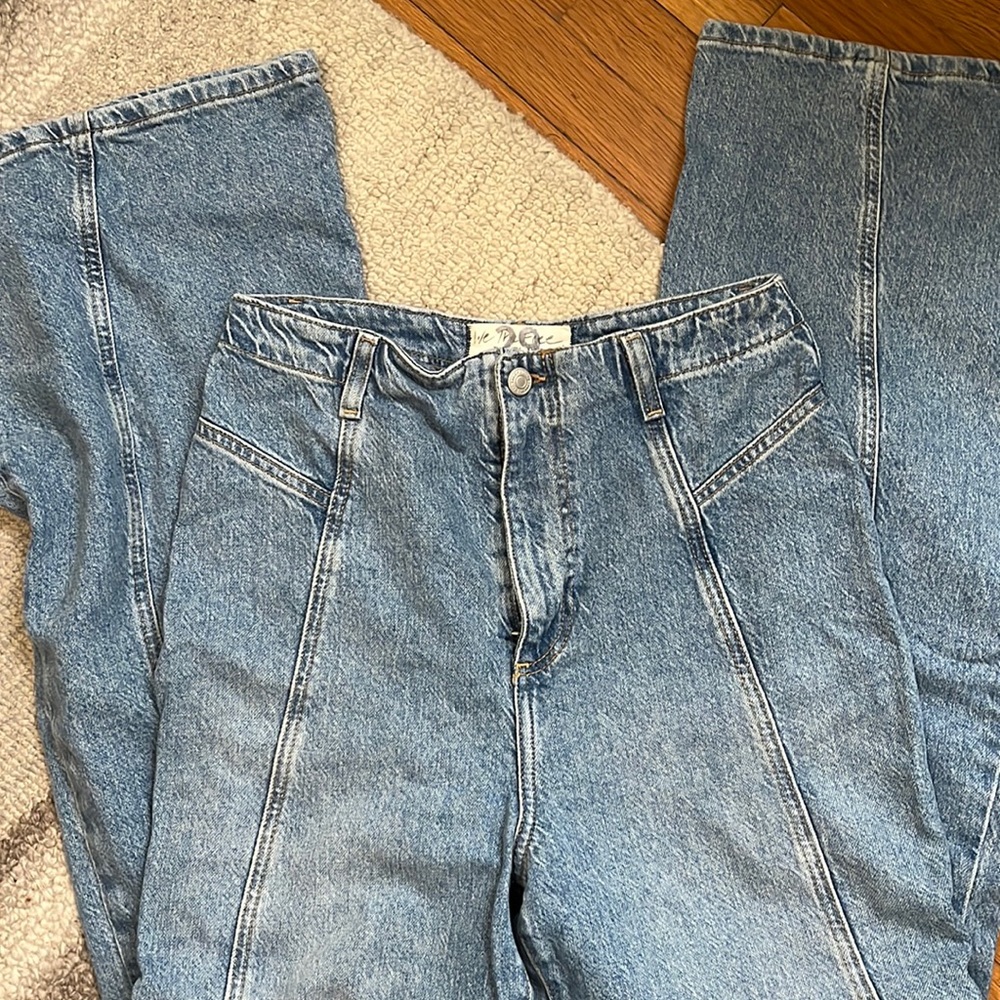 FREE PEOPLE FLARED POCKETLESS JEANS